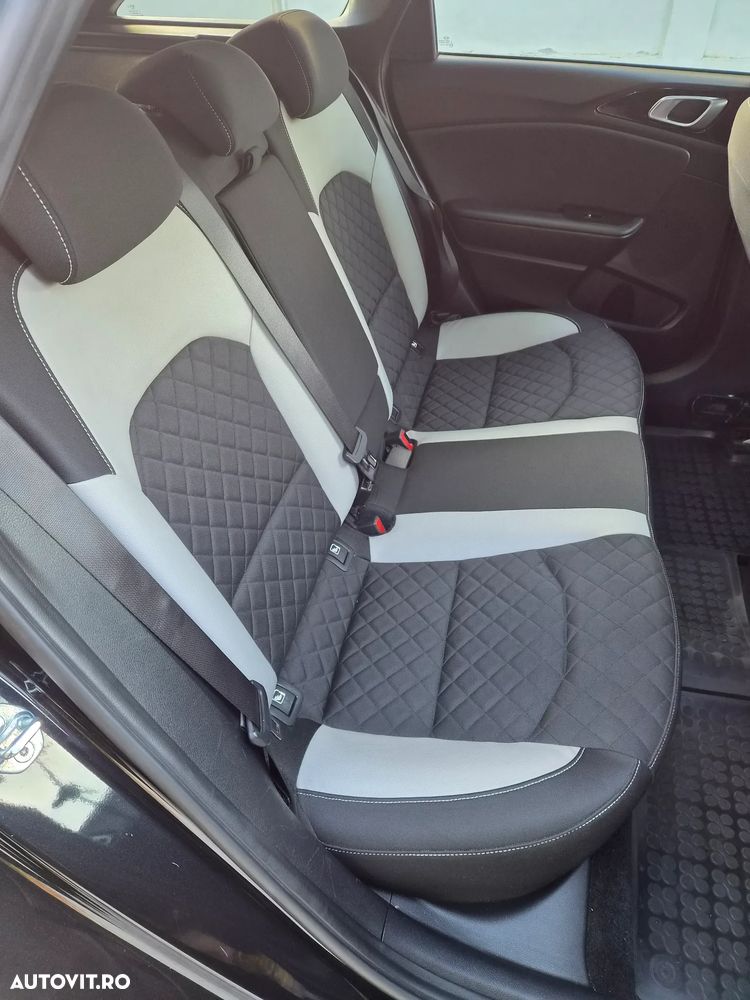 Kia Ceed - 17