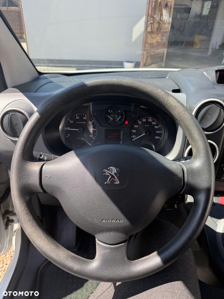Peugeot Partner - 32
