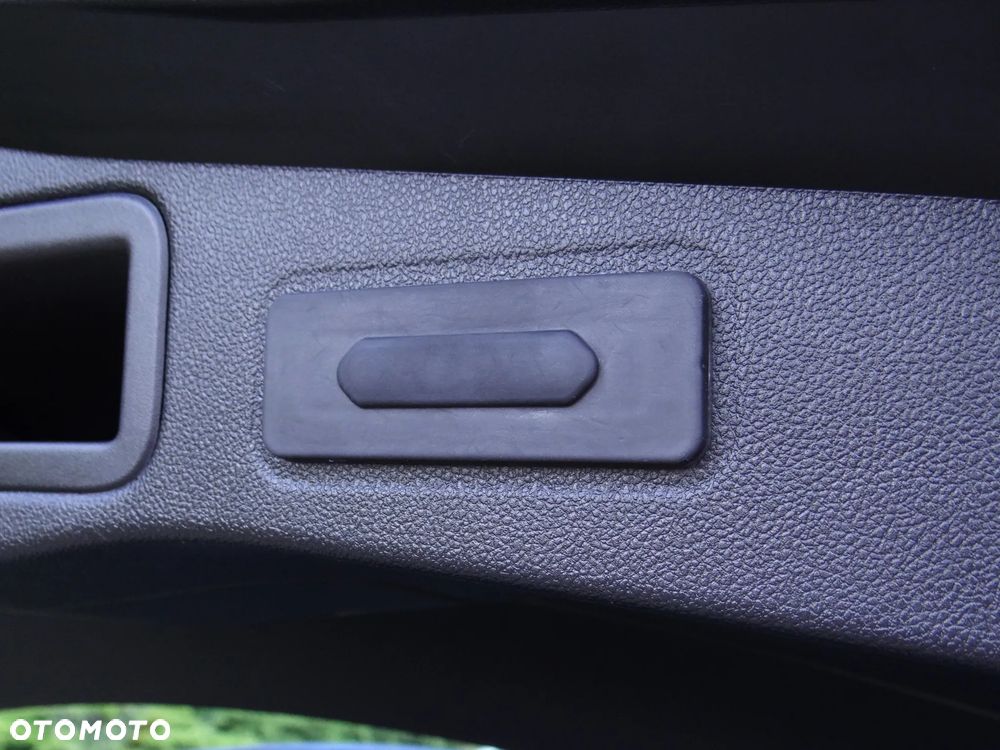 Renault Talisman Grandtour ENERGY dCi 160 EDC INTENS - 32