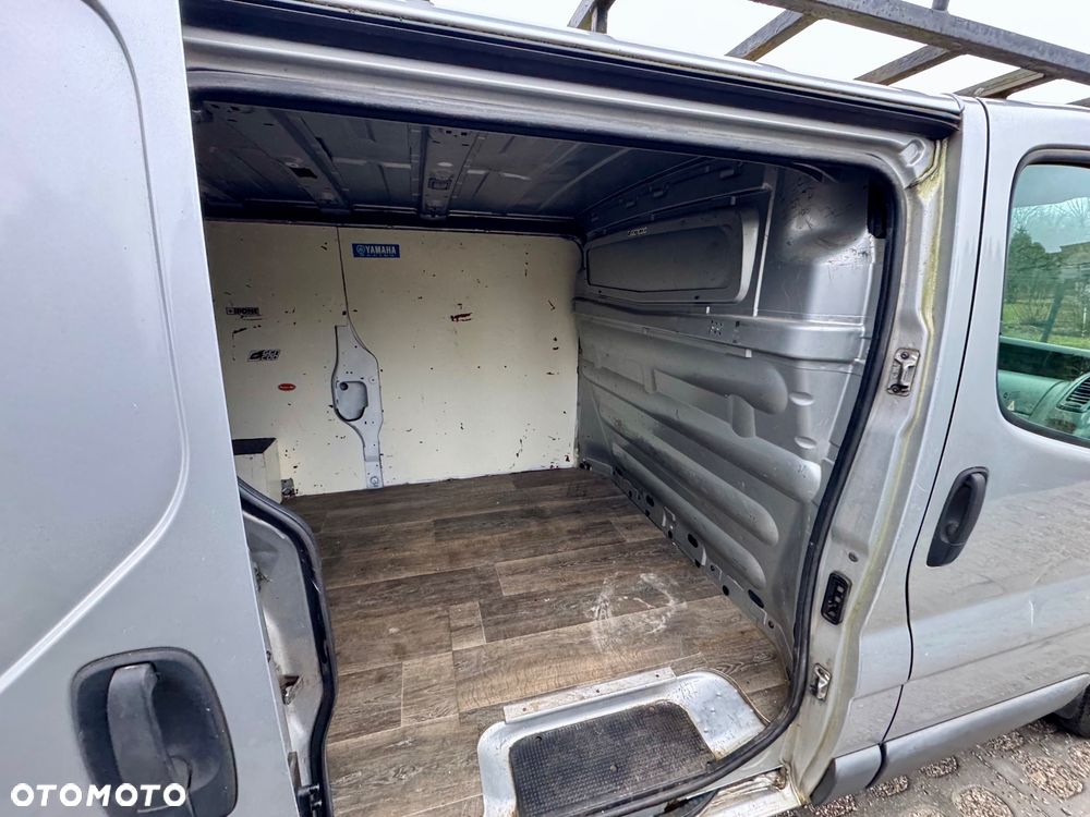 Opel Vivaro - 14