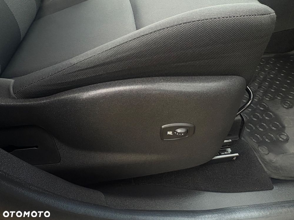 Renault Scenic 1.6 16V 110 TomTom Edition - 13