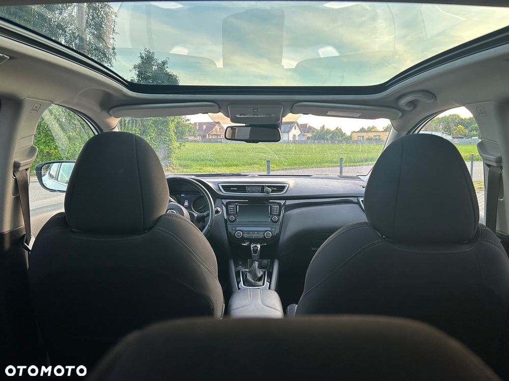 Nissan Qashqai 1.3 DIG-T N-Connecta DCT - 10