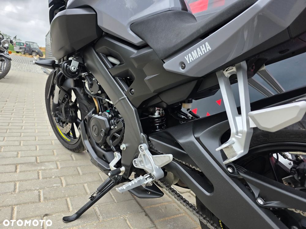 Yamaha MT - 16