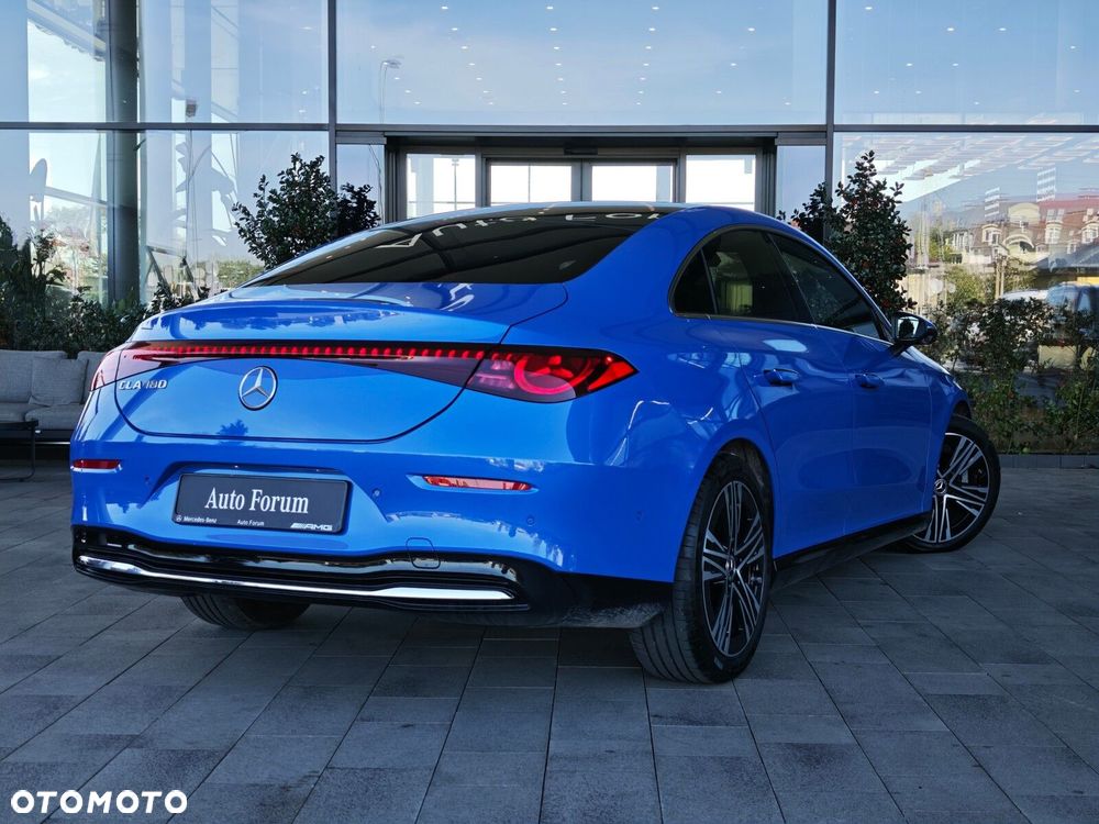 Mercedes-Benz CLA 180 mHEV 8G-DCT - 5