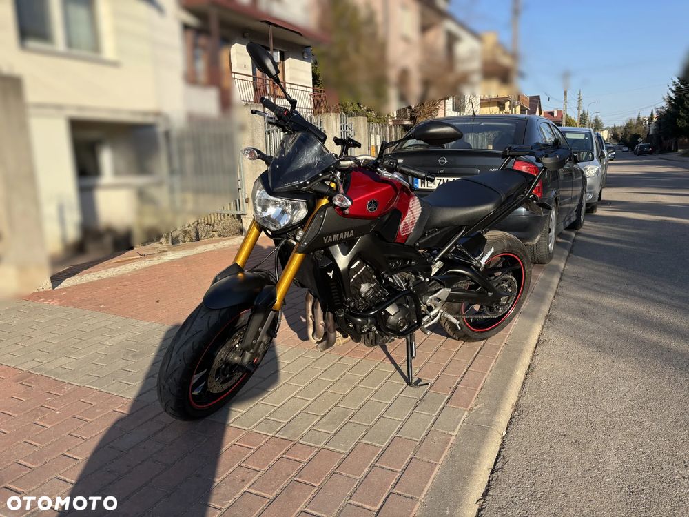 Yamaha MT - 3
