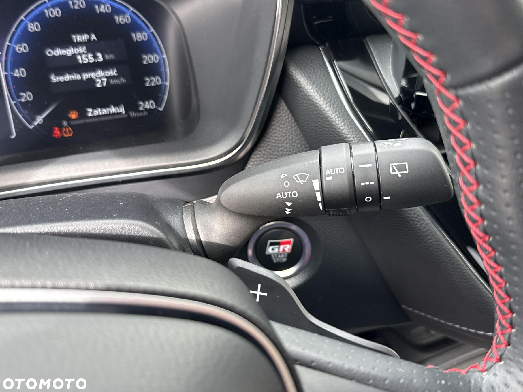 Toyota Corolla 2.0 Hybrid GR Sport Dynamic - 24