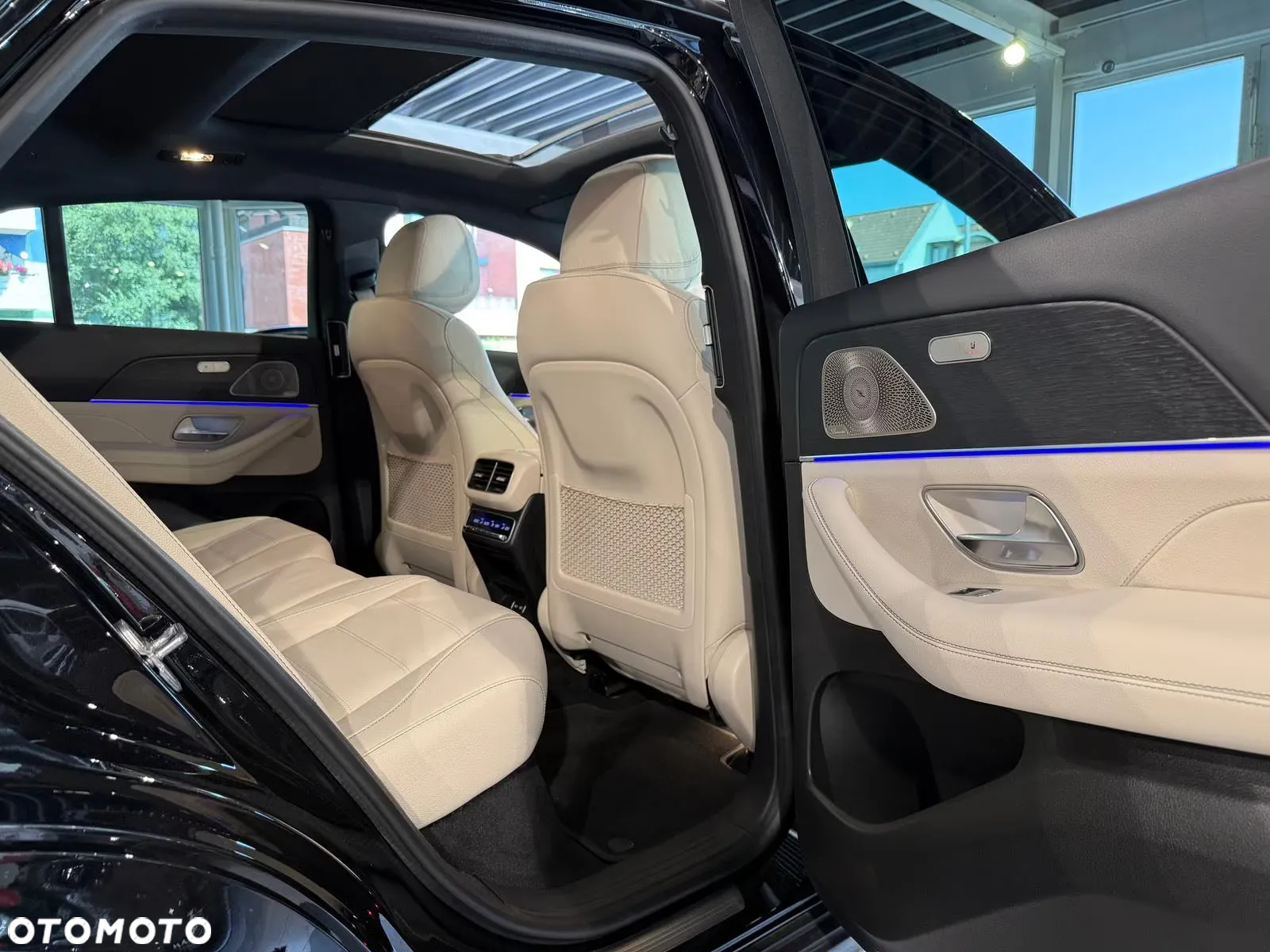Mercedes-Benz GLE 300 d 4-Matic - 14