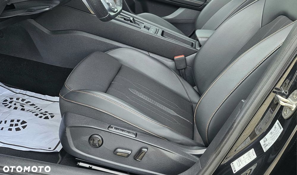 Cupra Formentor ver-1-5-tsi-dsg - 17