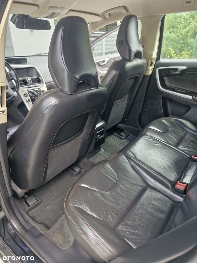 Volvo XC 60 DRIVe Summum - 3