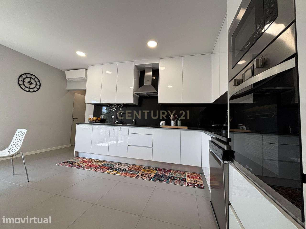 Apartamento T3 e garagem fechada em Torres Novas - 165m2 de área bruta - Grande imagem: 3/26