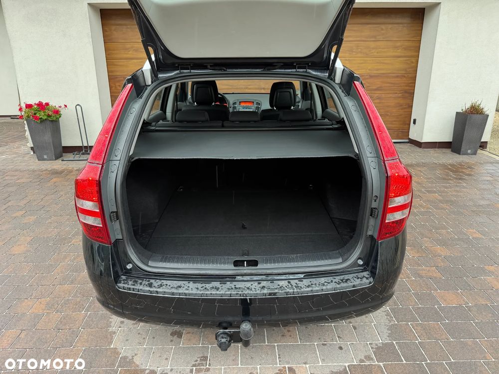 Kia Ceed - 17