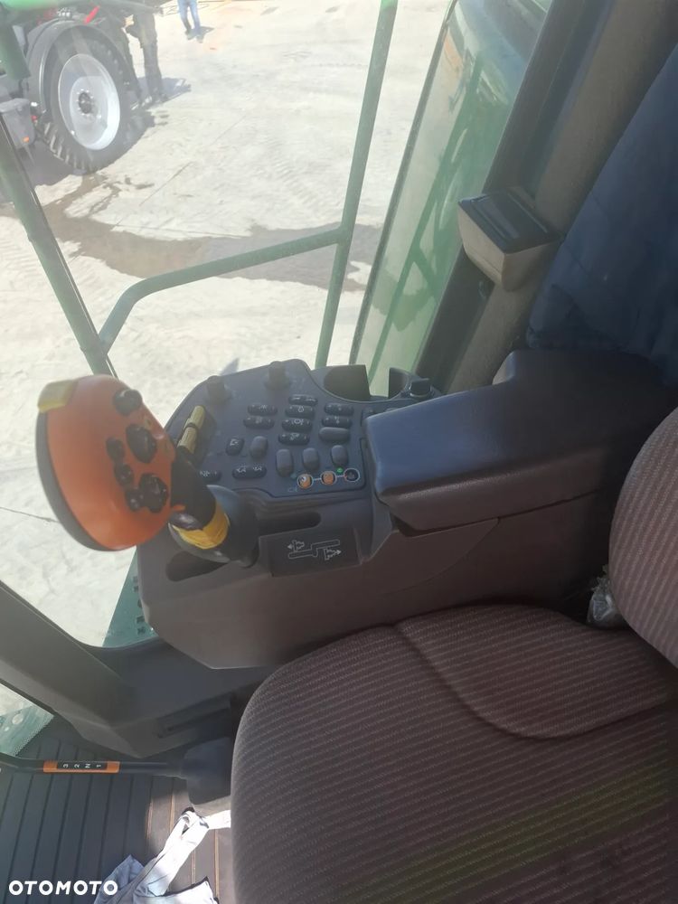 John Deere 9880i STS - 11