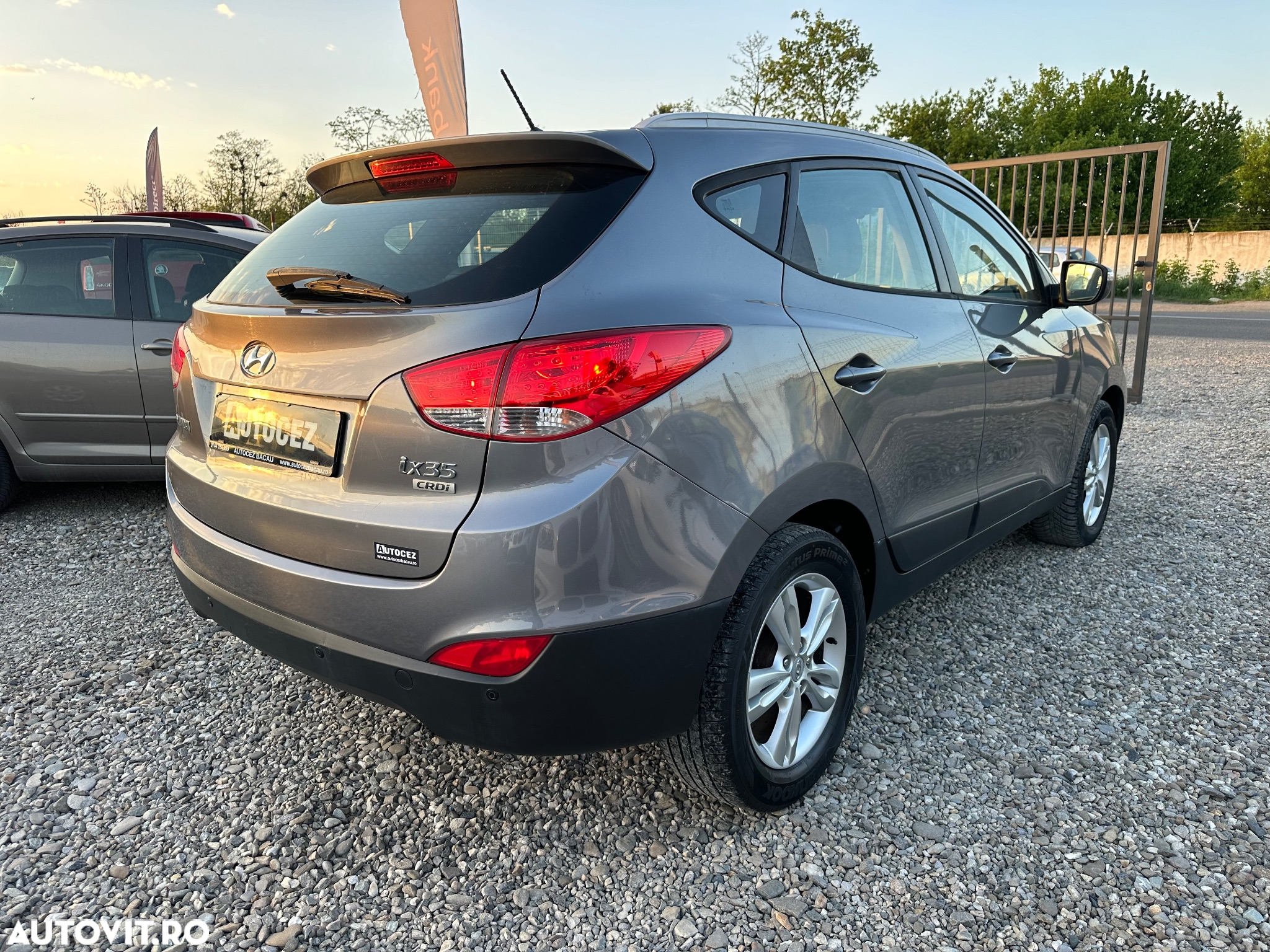 Hyundai ix35 2.0 CRDI 2WD Comfort - 4