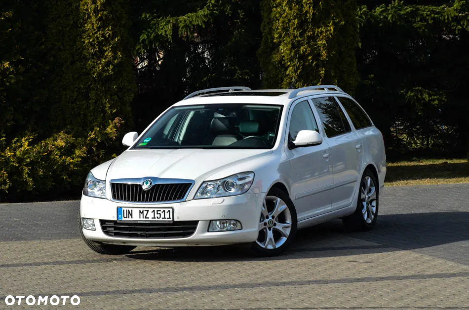 Skoda Octavia Combi 2.0 TDI DPF Sport Edition - 3