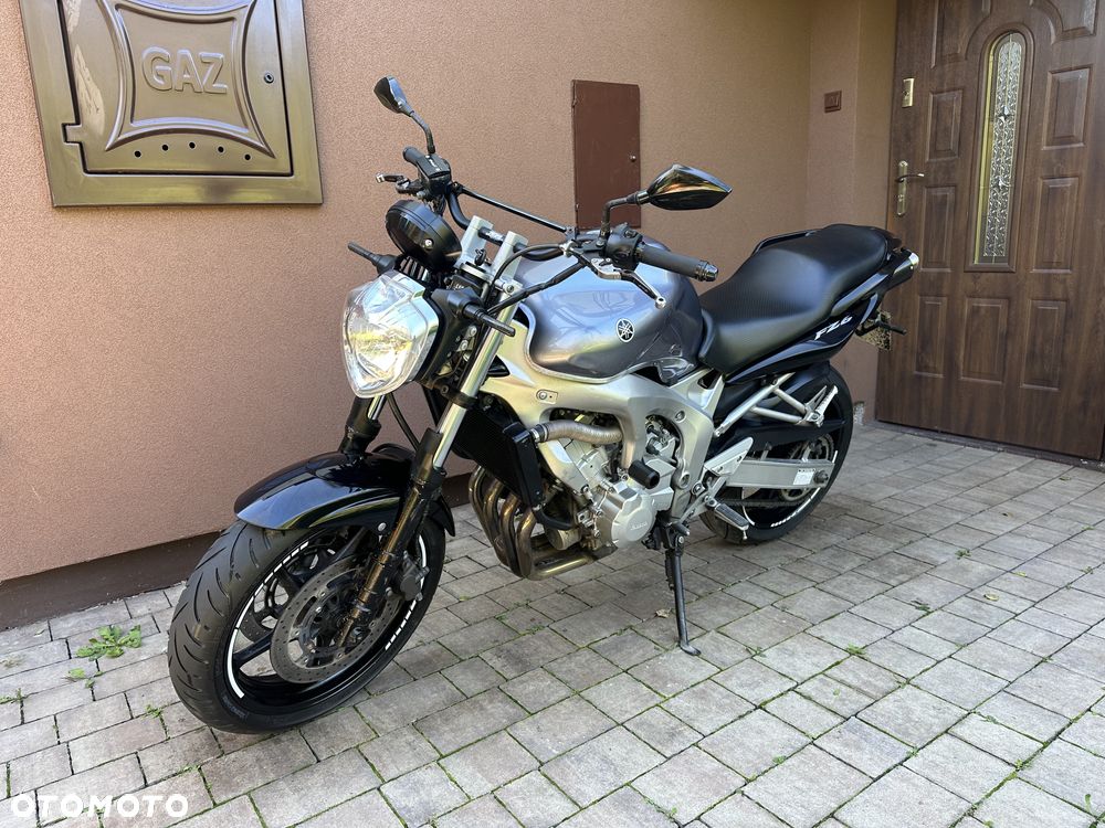 Yamaha FZ6 - 22