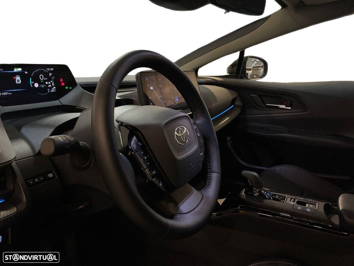 Toyota Prius - 12