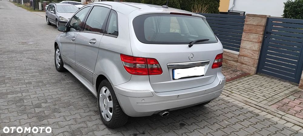 Mercedes-Benz Klasa B 180 CDI DPF Special Edition - 4