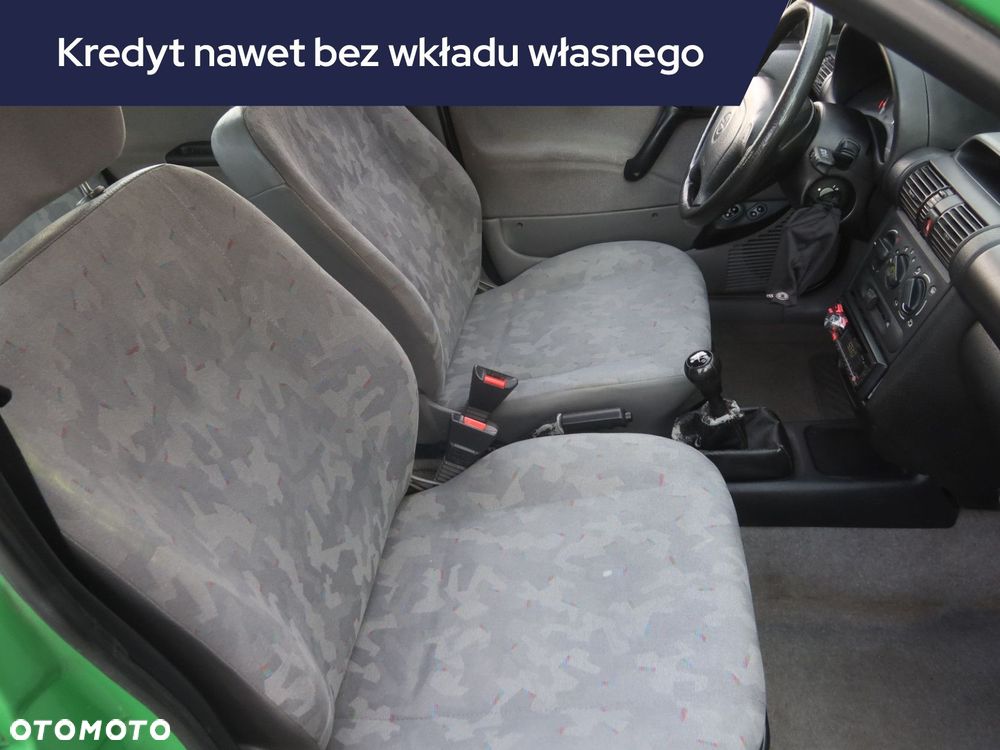 Opel Corsa - 11