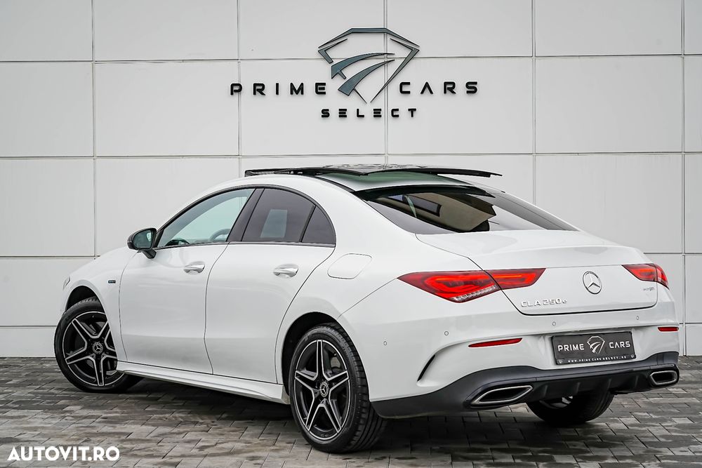 Mercedes-Benz CLA 250 e 8G-DCT AMG Line - 4