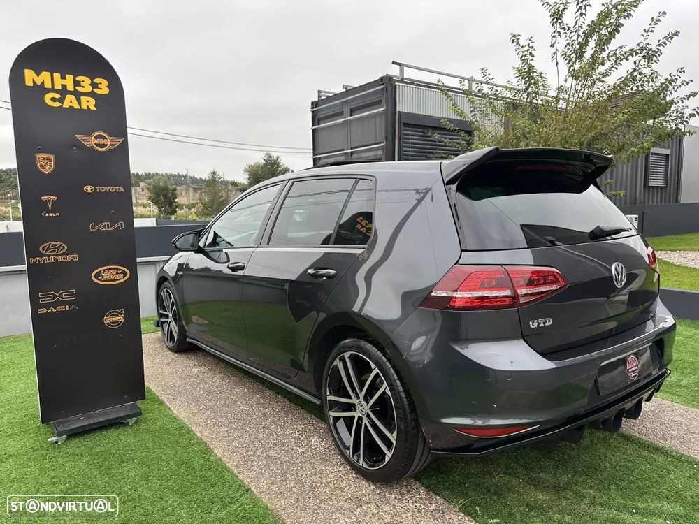 VW Golf 2.0 TDI GTD - 12