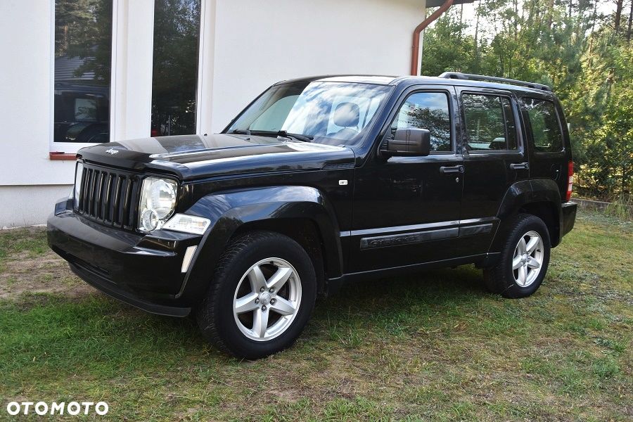 Jeep Cherokee - 4