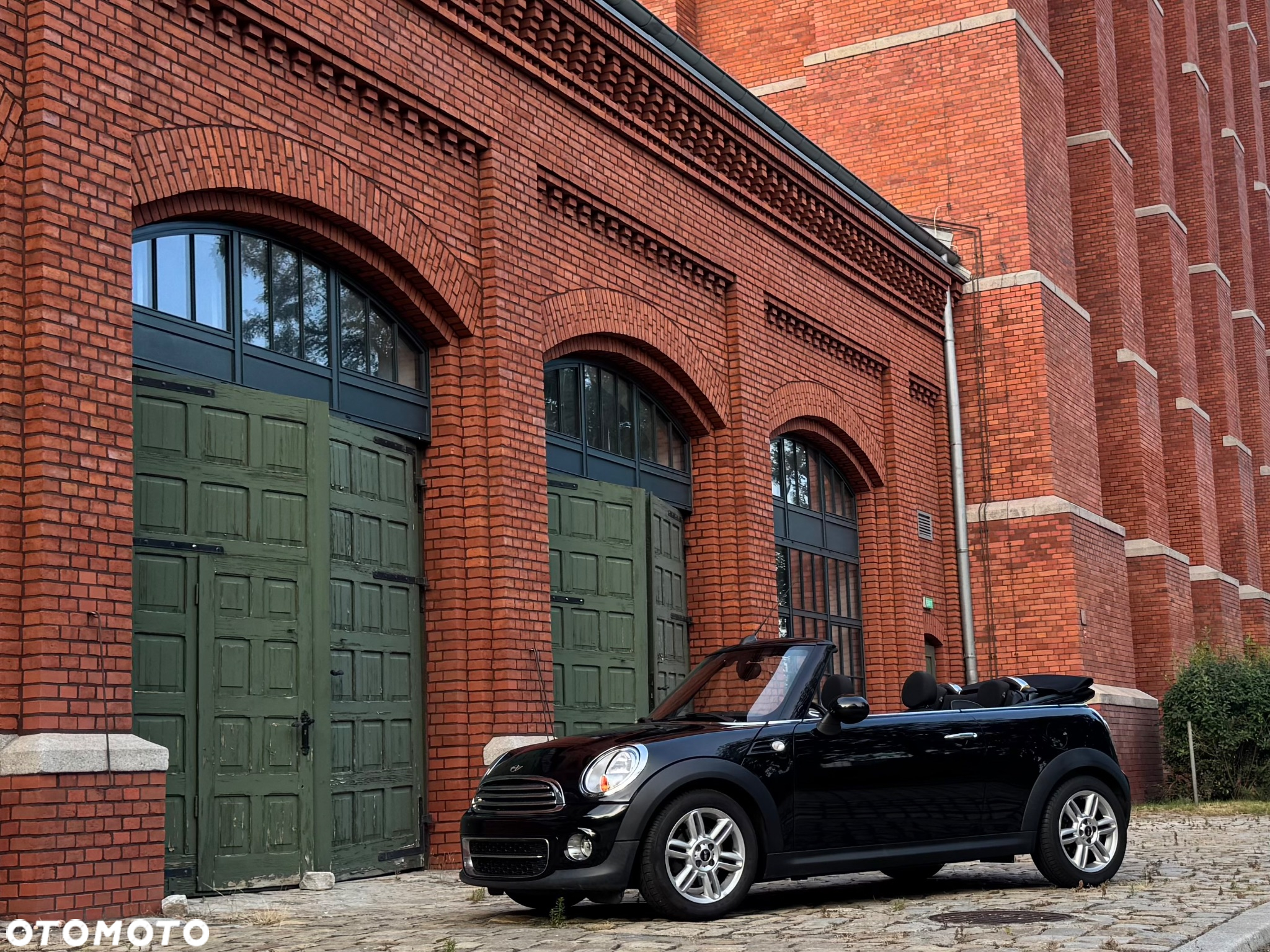 MINI Cooper Cabrio - 7
