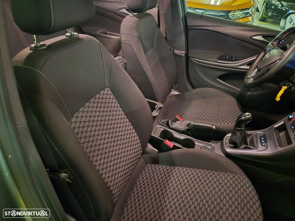Opel Astra Sports Tourer 1.6 CDTI Dynamic S/S - 32