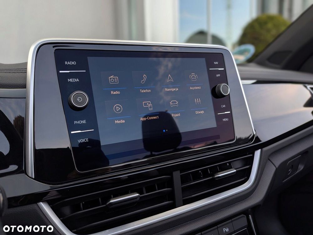Volkswagen T-Roc - 23