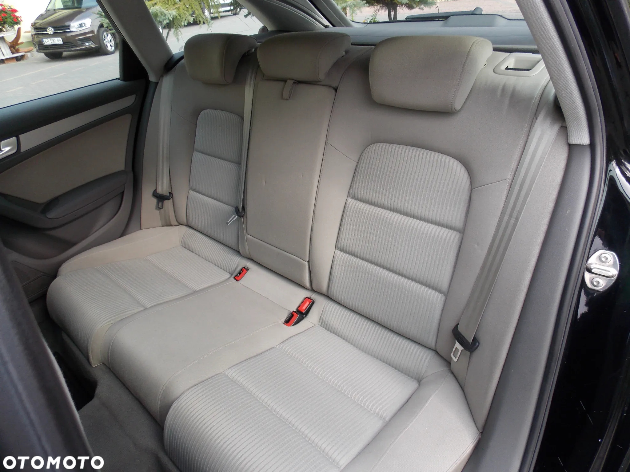 Audi A4 Avant 2.0 TDI DPF multitronic Ambiente - 23