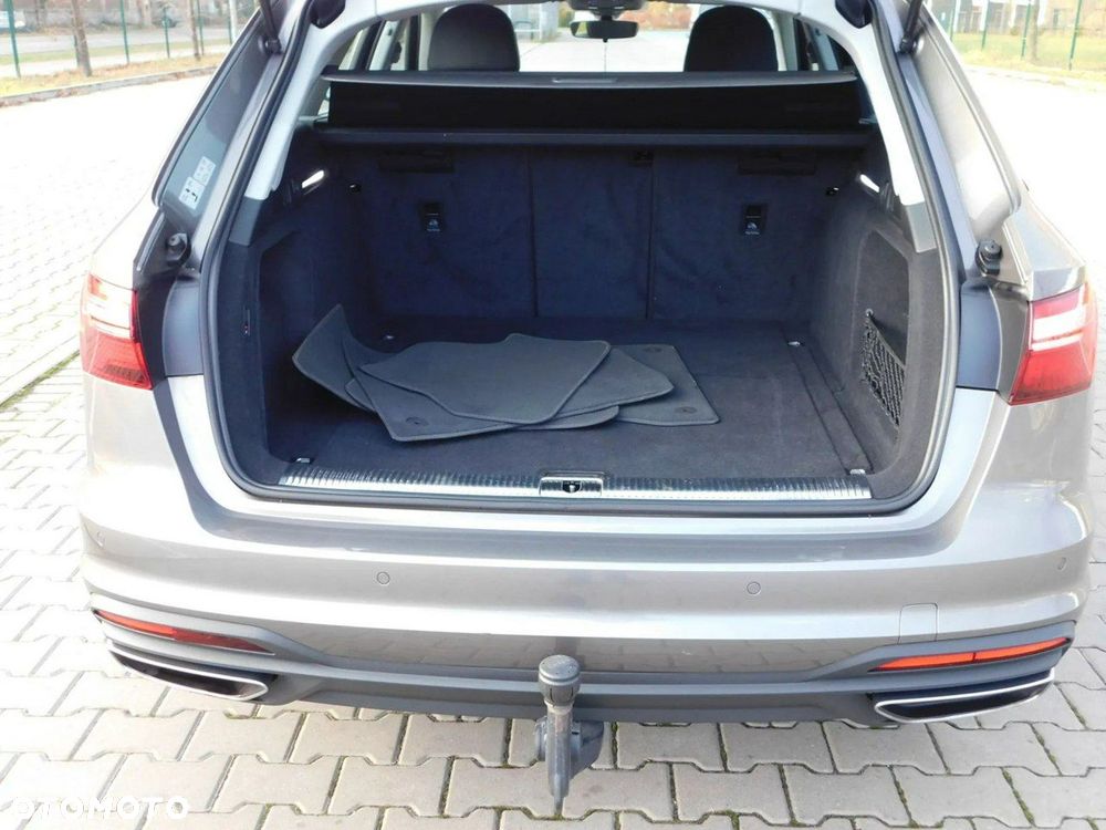 Audi A4 Avant 2.0 TDI Design - 17