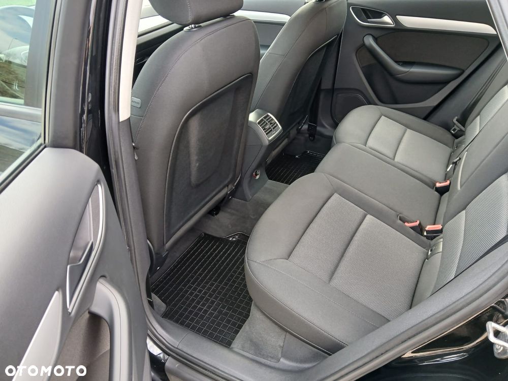 Audi Q3 - 17