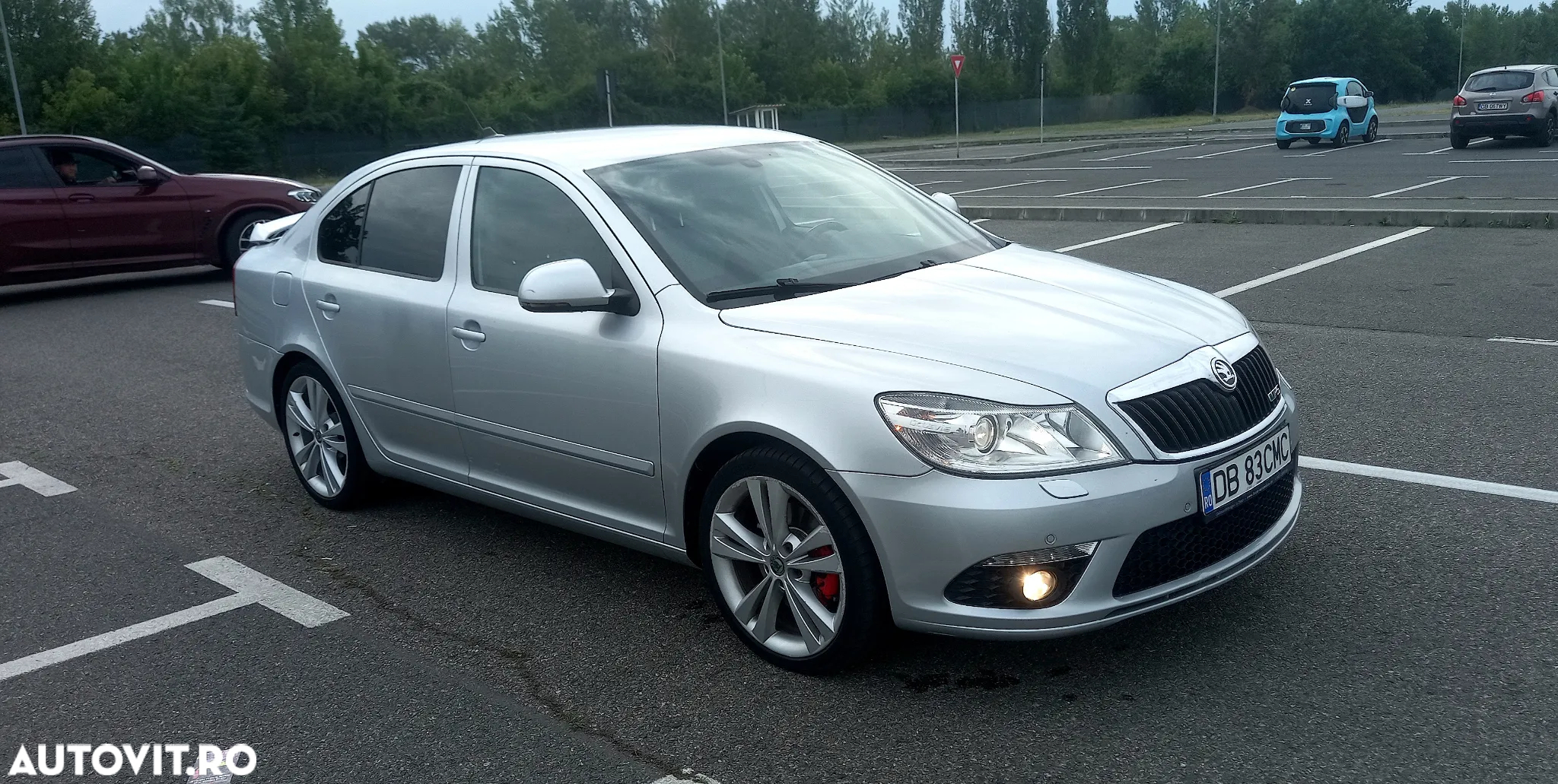 Skoda Octavia 2.0 TDI RS DSG - 2