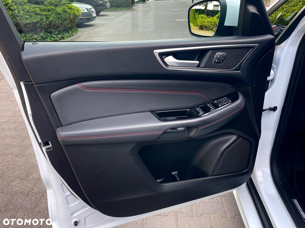 Ford S-Max - 20