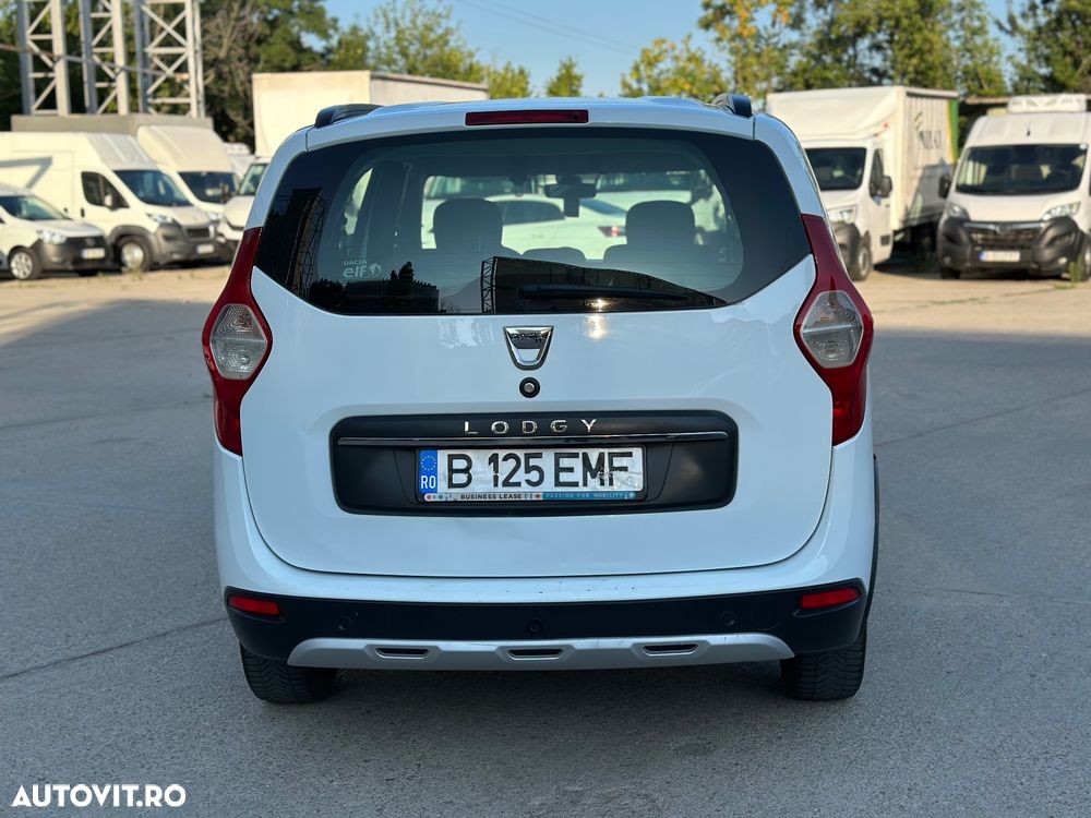Dacia Lodgy 1.5 Blue dCi Stepway - 4