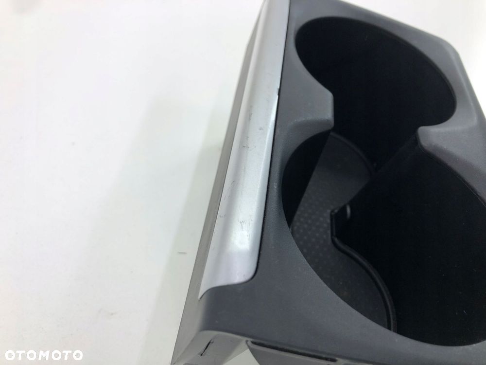 BMW 2 U06 CUPHOLDER UCHWYT NA KUBKI 9493276 - 3