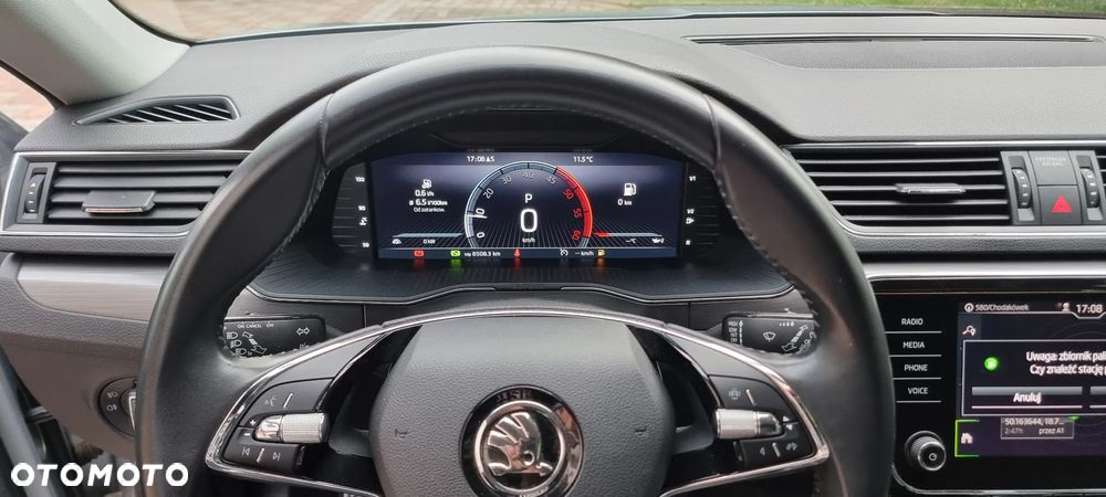 Skoda Superb 2.0 TDI SCR Style DSG - 21