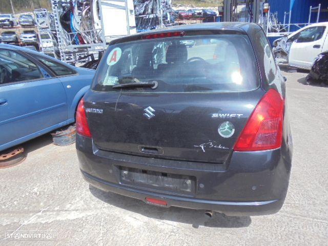 Carro MOT: M13A SUZUKI SWIFT 3 2005 1.3 90CV 3P PRETO GASOLINA - 4