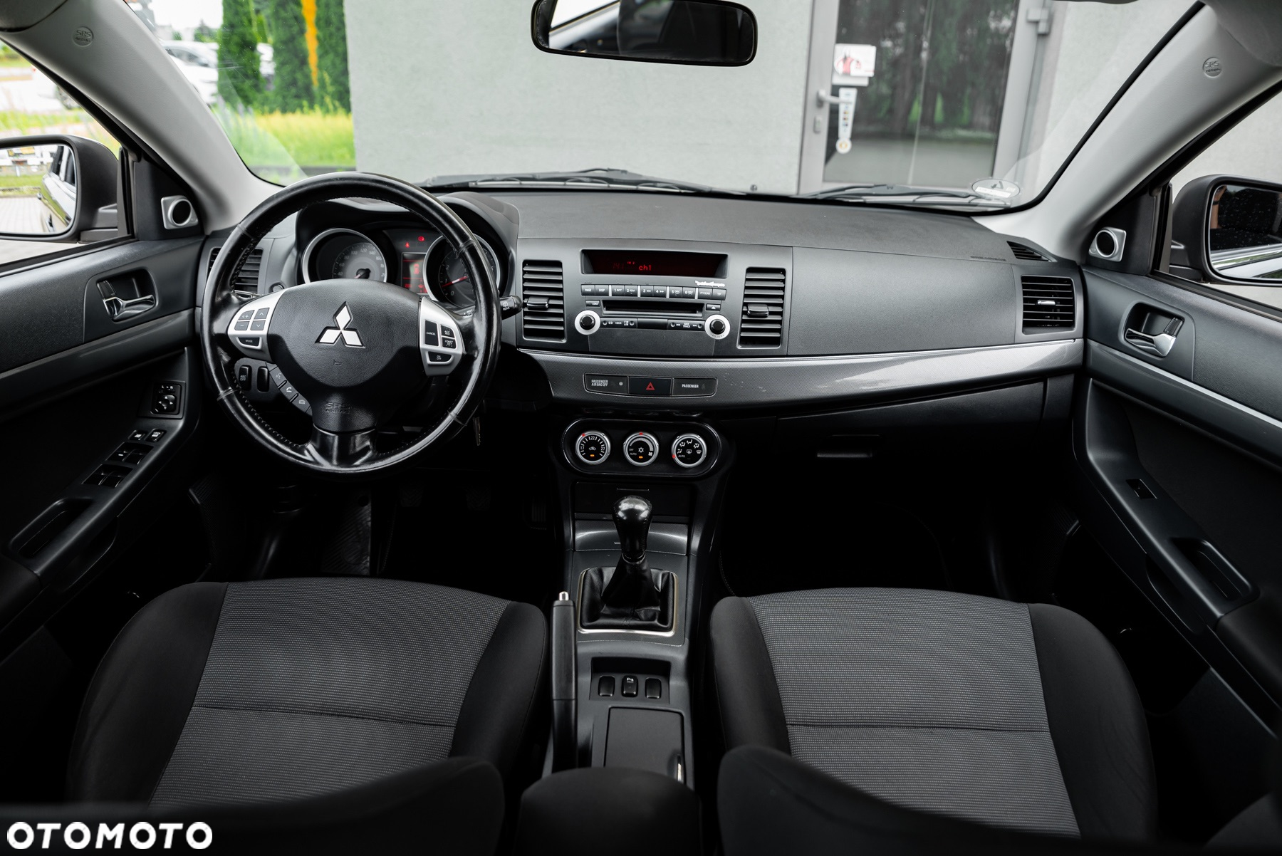 Mitsubishi Lancer 1.8 Inform - 27