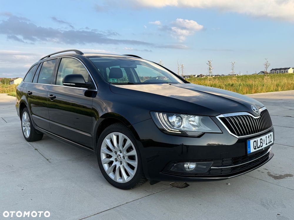 Skoda Superb 2.0 TDI Green tec DSG Elegance - 16
