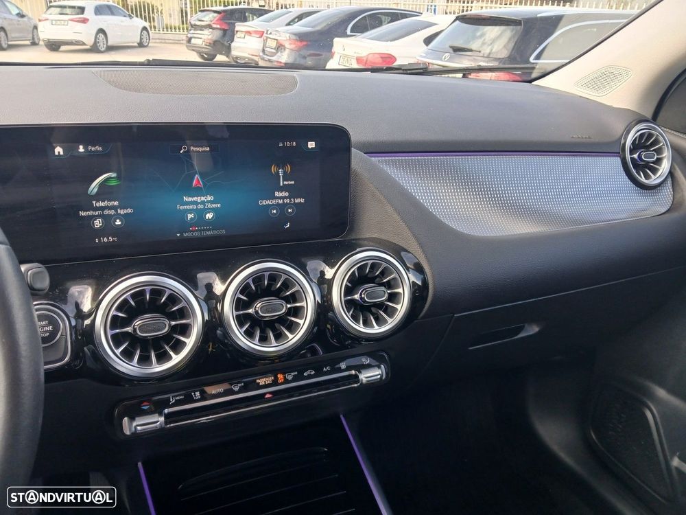 Mercedes-Benz GLA 250 e 8G-DCT - 32