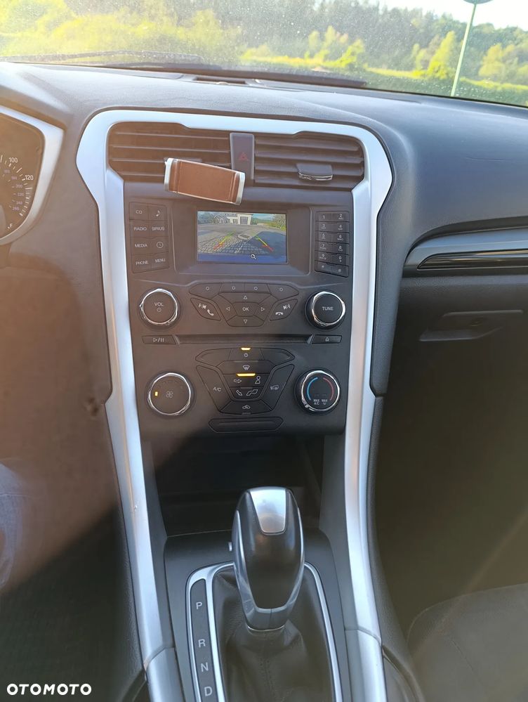 Ford Fusion - 5