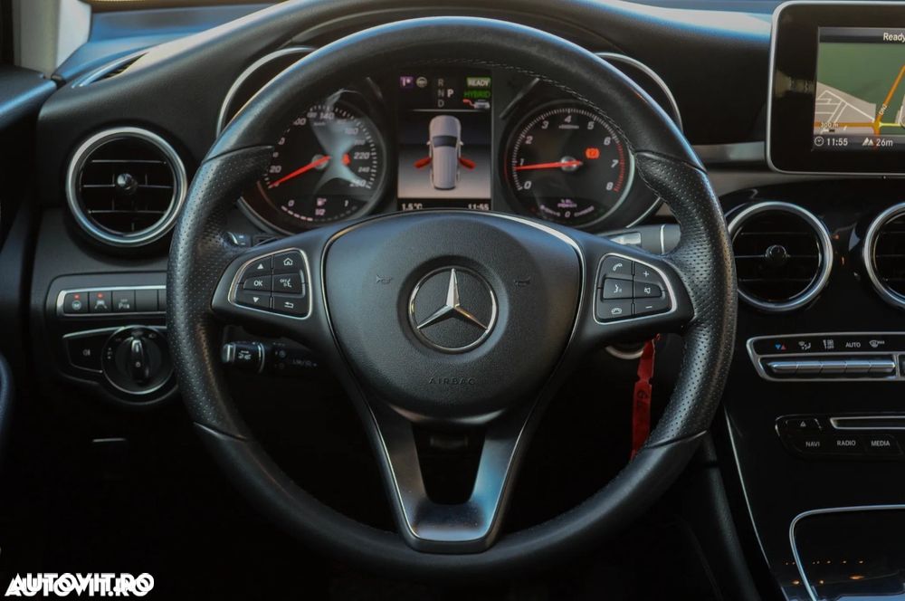 Mercedes-Benz GLC - 13