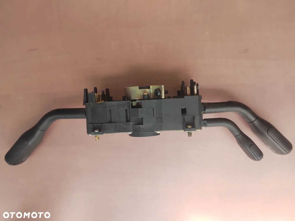 AUDI 80 B4 AVANT 2.0L BENZYNA 90KM - 24