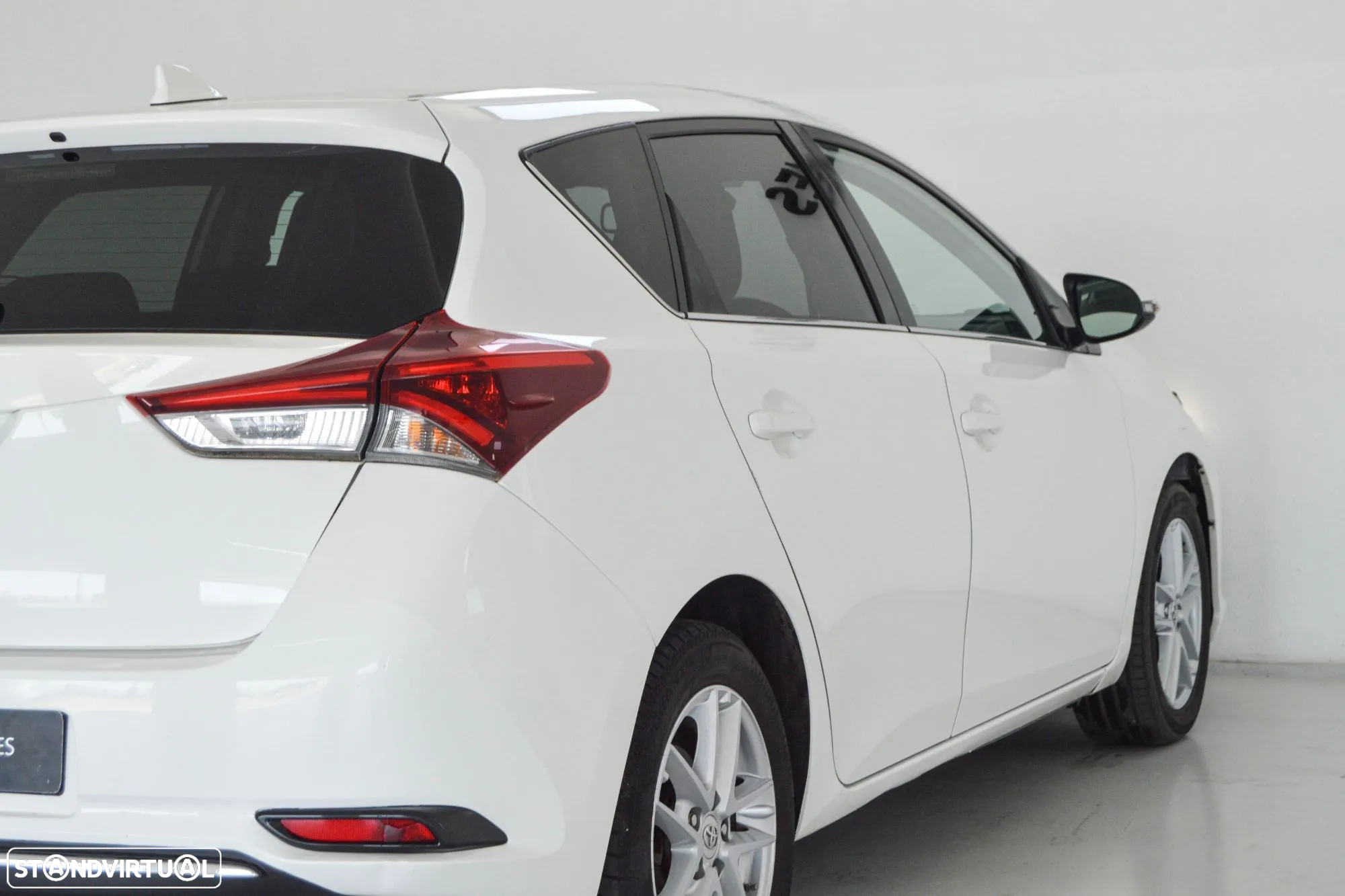 Toyota Auris 1.4 D-4D Comfort - 52