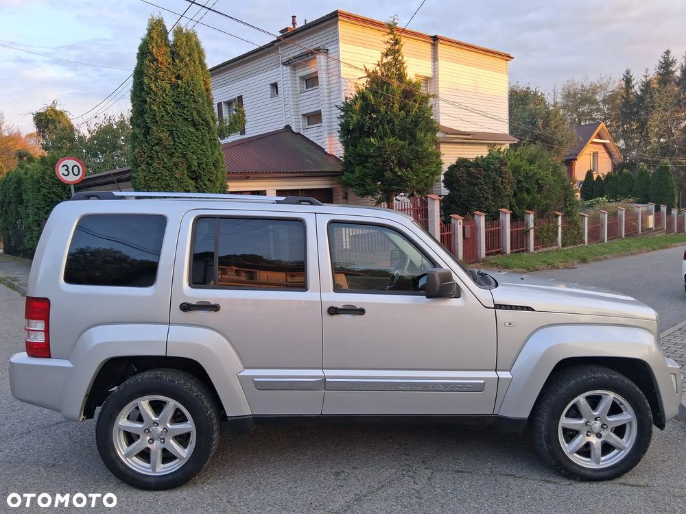 Jeep Cherokee - 6