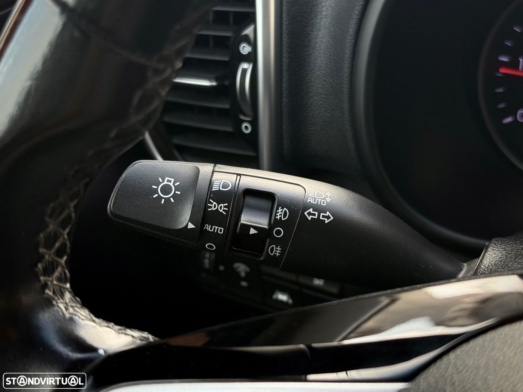 Kia Sportage 1.6 CRDI ISG MHEV Tech - 10