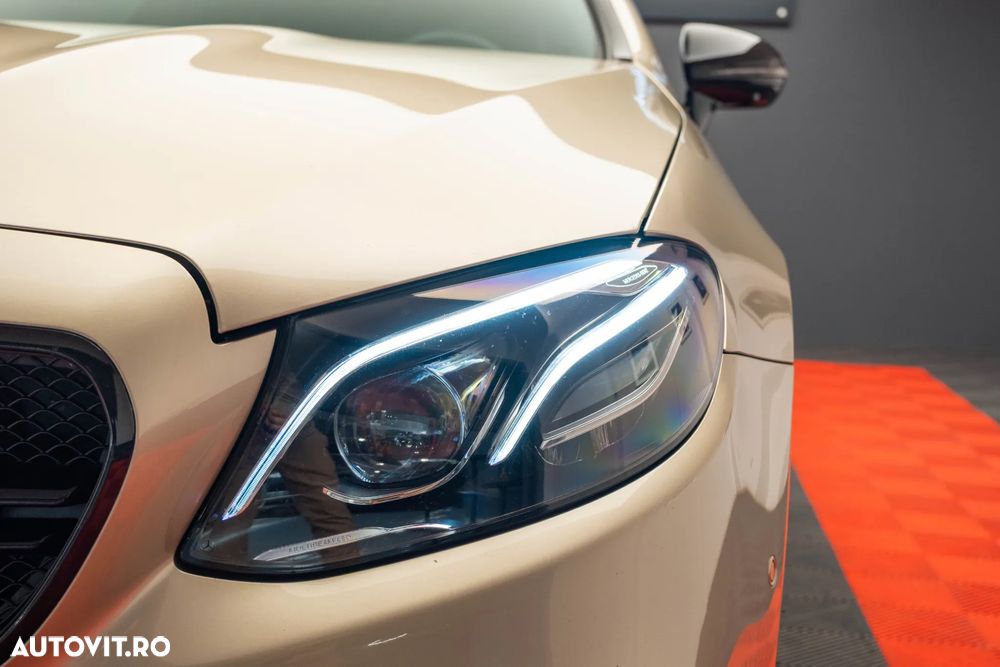 Mercedes-Benz E AMG 53 4Matic+ Coupe AMG Speedshift TCT-9G - 12