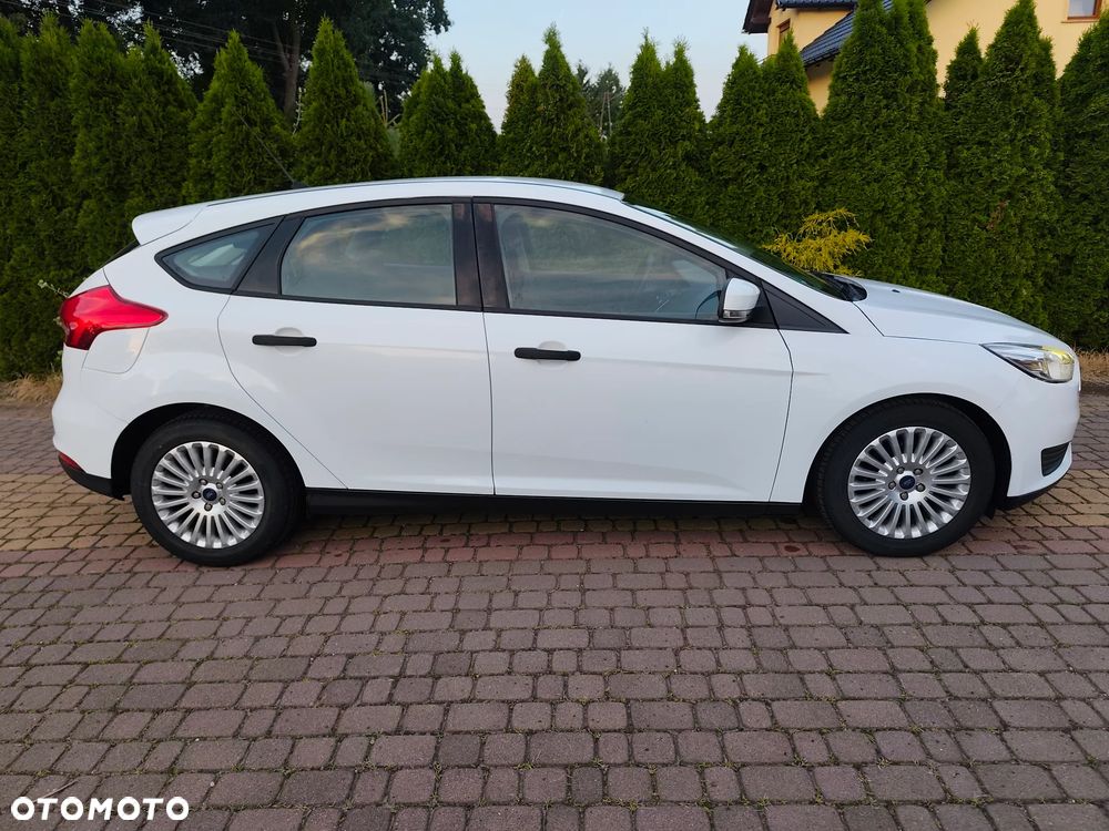 Ford Focus 1.0 EcoBoost 99g Trend - 6