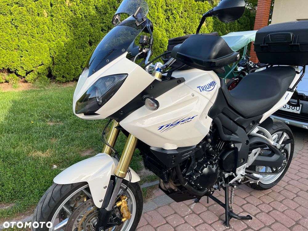 Triumph Tiger - 23