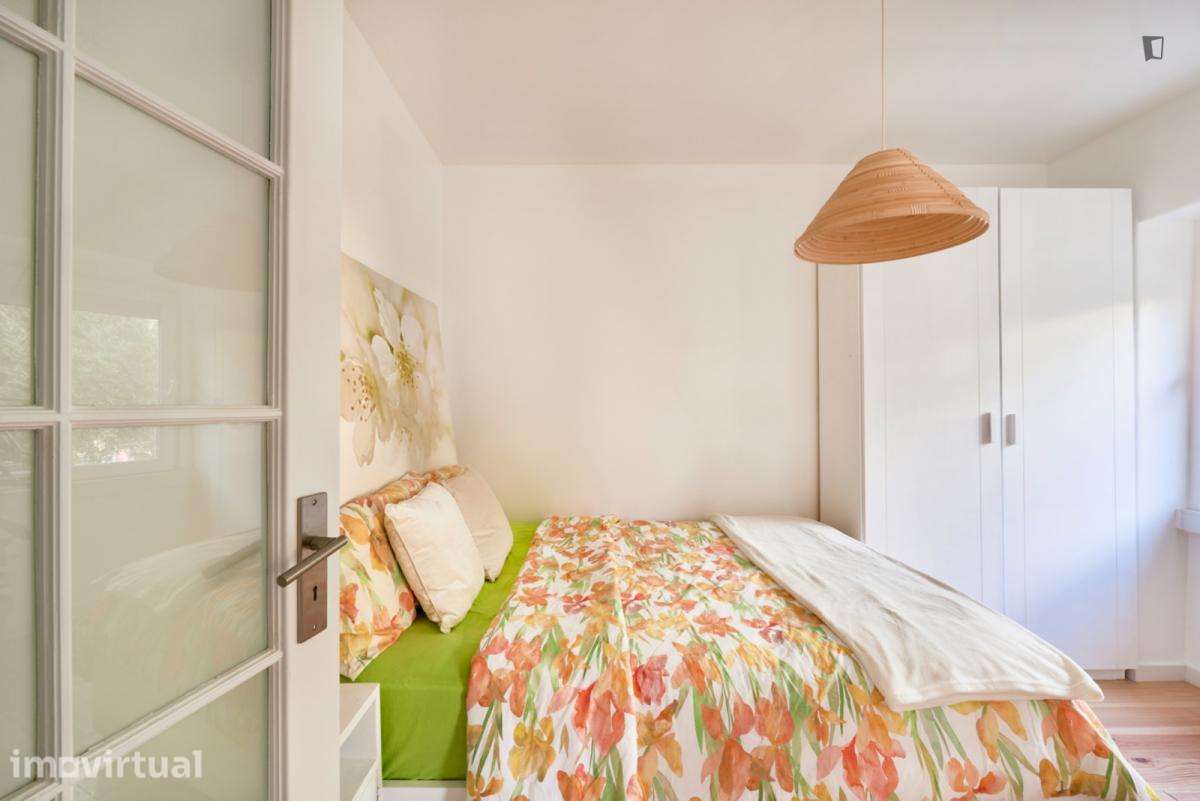 Apartamento com 1 quartos - localizado em Alvalade Lisbon - Grande imagem: 2/48
